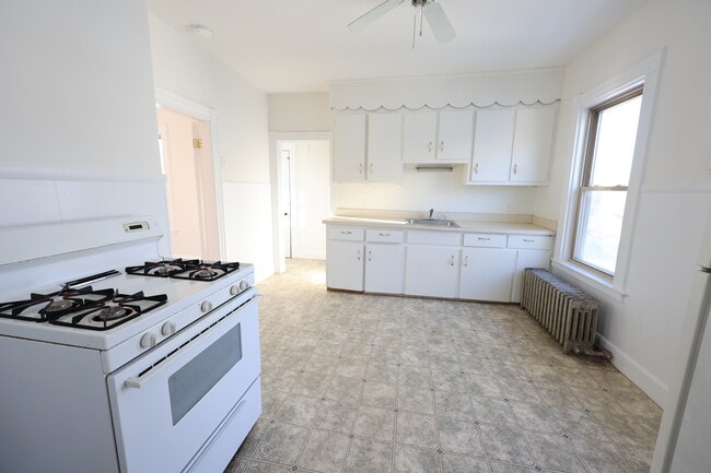 Photo - 31 June St Unit 2