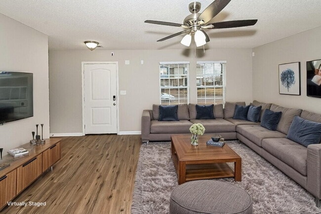 Photo - 4422 Oakden Ln.