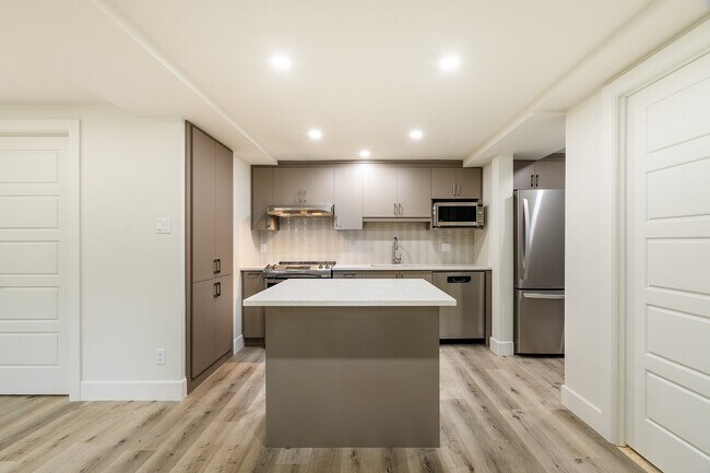 Photo - 9245 R. Saint-Denis Unit 3