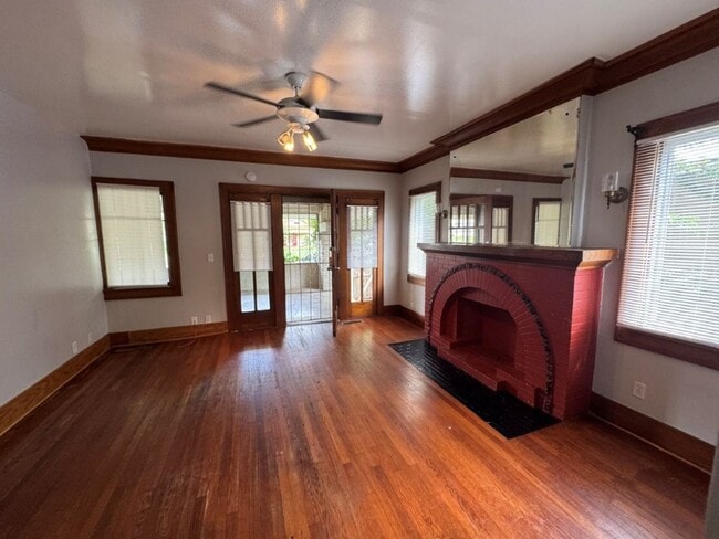 Photo - 2 bedrooms with sunroom, 1 bath , spacious...