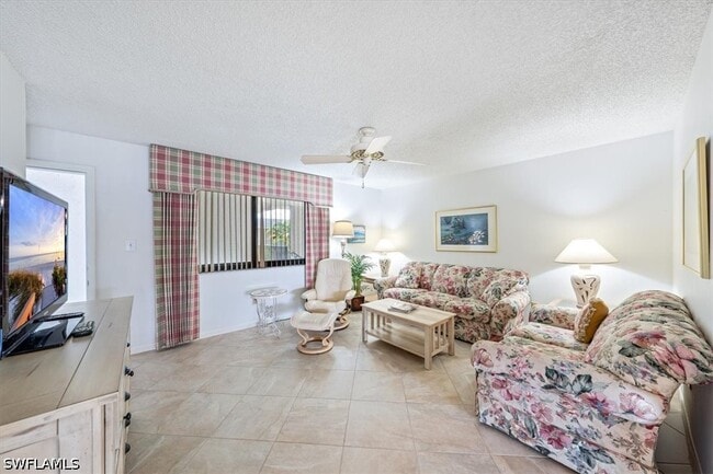 Photo - 788 Park Shore Dr Unidad D30