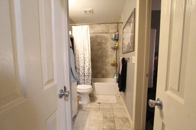 Photo - 4413 Umatilla St