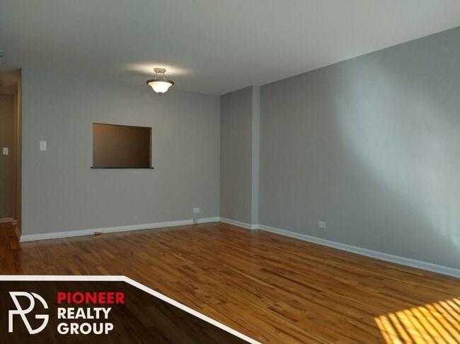 Photo - 4600 N Clarendon Ave Unit 606