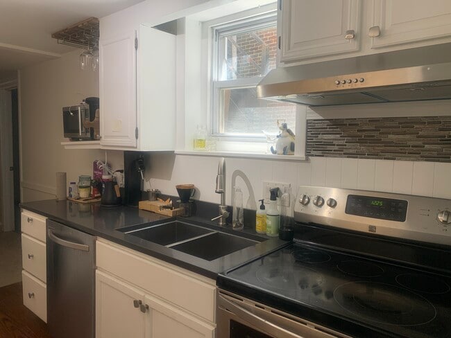 Photo - 368 Main St Unit 1