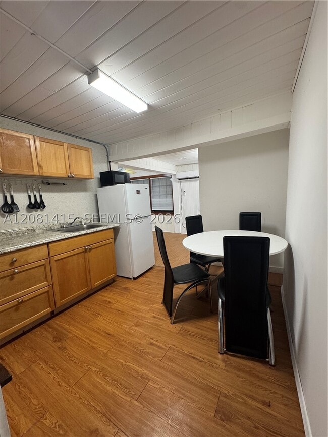 Photo - 3271 NW 15th St