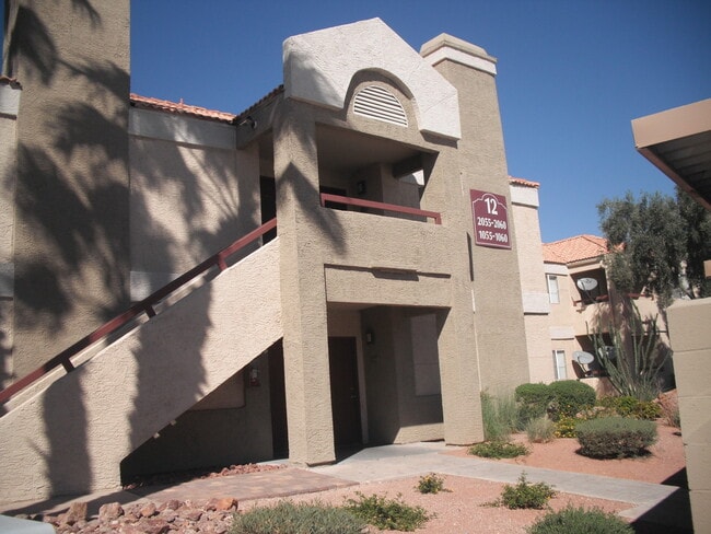 Building Photo - Don't Miss Out!! Move In Today! 2 Bed 2 Ba... Unit 1060