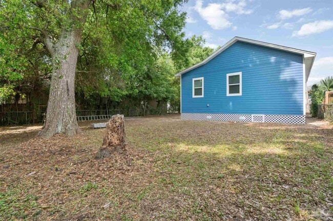 Photo - 418 N C St