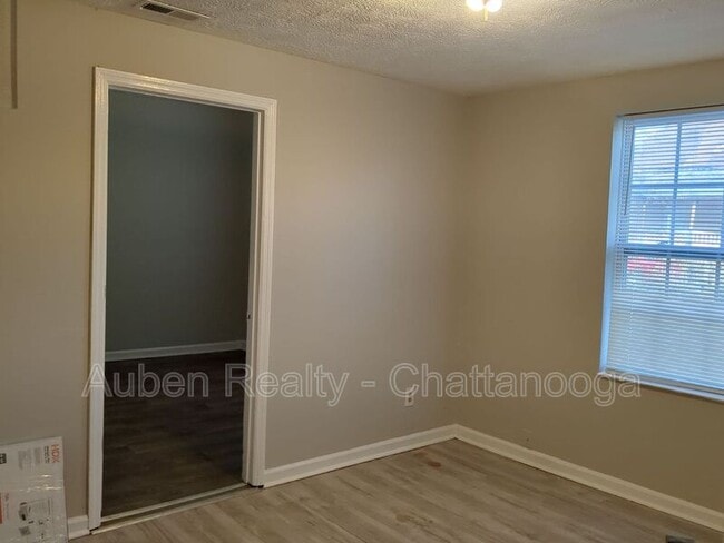 Photo - 633 Chestnut St Unit Apt. B