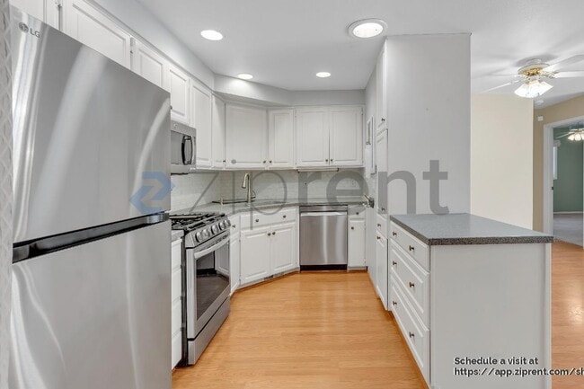 Photo - 1760 Kenard St NW