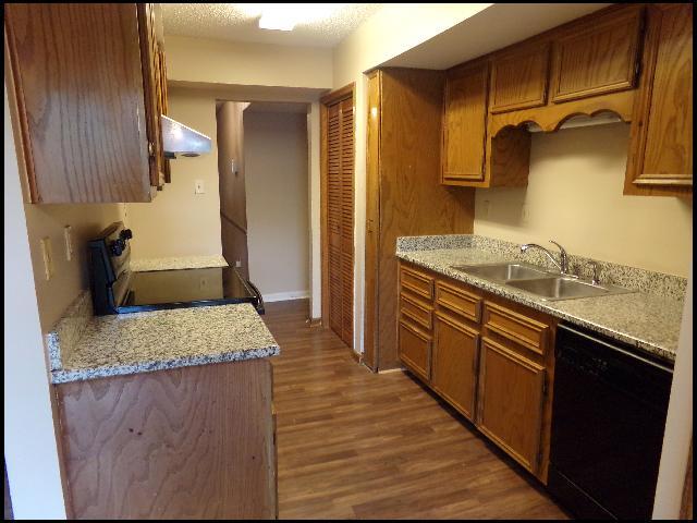 Photo - 39 Oak Forest Loop