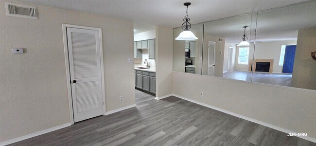 Photo - 9700 Leawood Blvd Unit 406