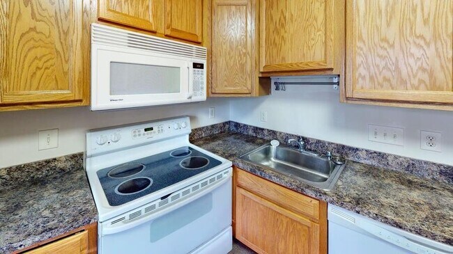 Photo - 839 Tappan Ave Unit Apt #1