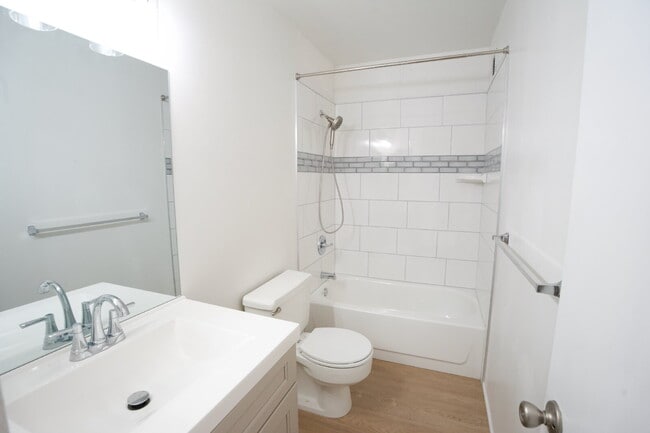 Photo - Renovated 1BR/1BA Condo w/ Parking & Large Lanai – Hale Hoaloha Unit 605