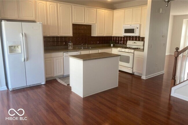13364 W Golden Gate Dr