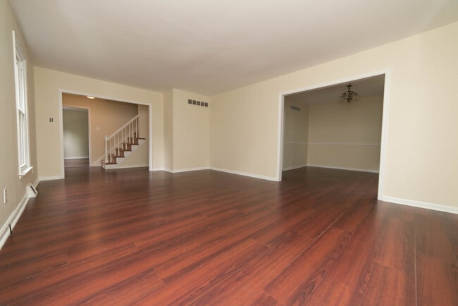 Photo - Rose Tree Media SD! Large yard, finished basement, attached garage, electric fireplace and comple...