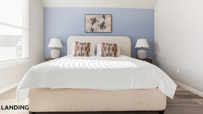 Photo - 3401 Redbud Ln Unit 3405