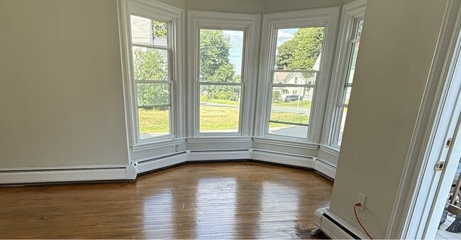 Building Photo - 55 Davis St Unit 1 Rental