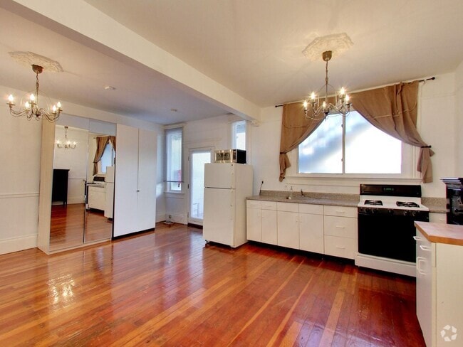 Building Photo - 25 Harriet St Rental