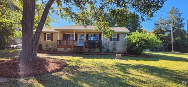 Building Photo - 10124 Barberville Rd Rental