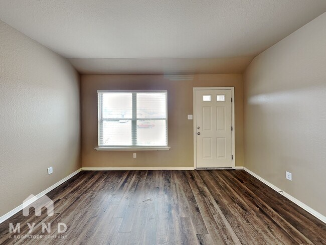 Photo - 405 Westwood Dr