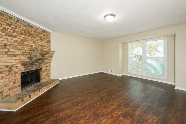 Photo - 5351 Ridgemere Ct