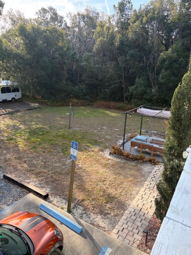 Vista desde el balcón - 582 N Volusia Ave Unidad A