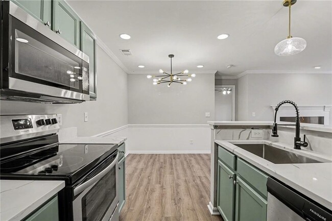 Photo - 225 Warm Springs Cir