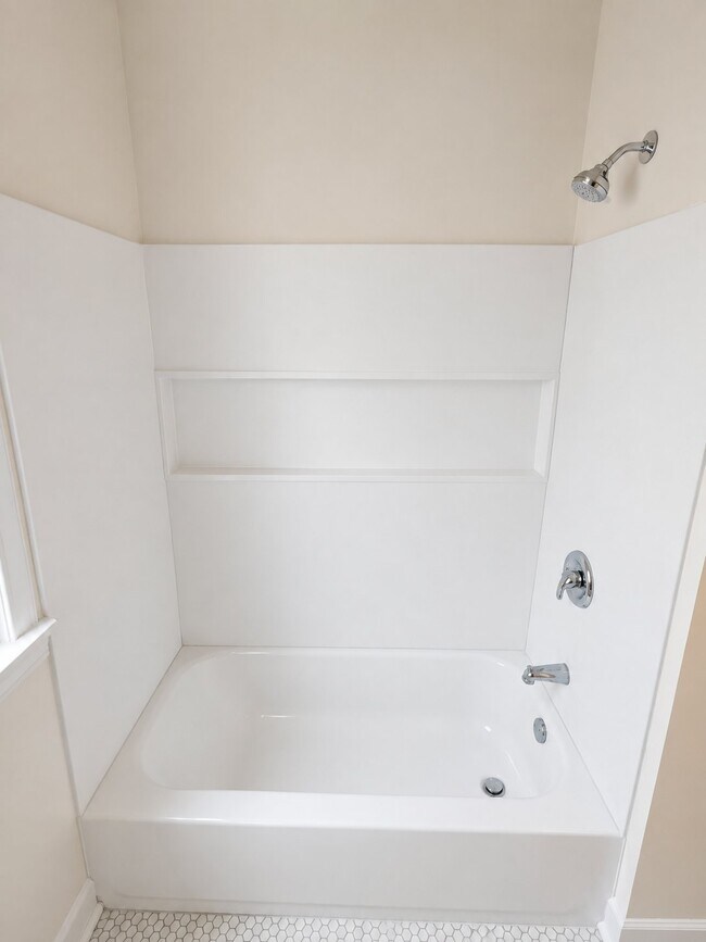 Photo - 2667-2669 W Grand St Unit 2669