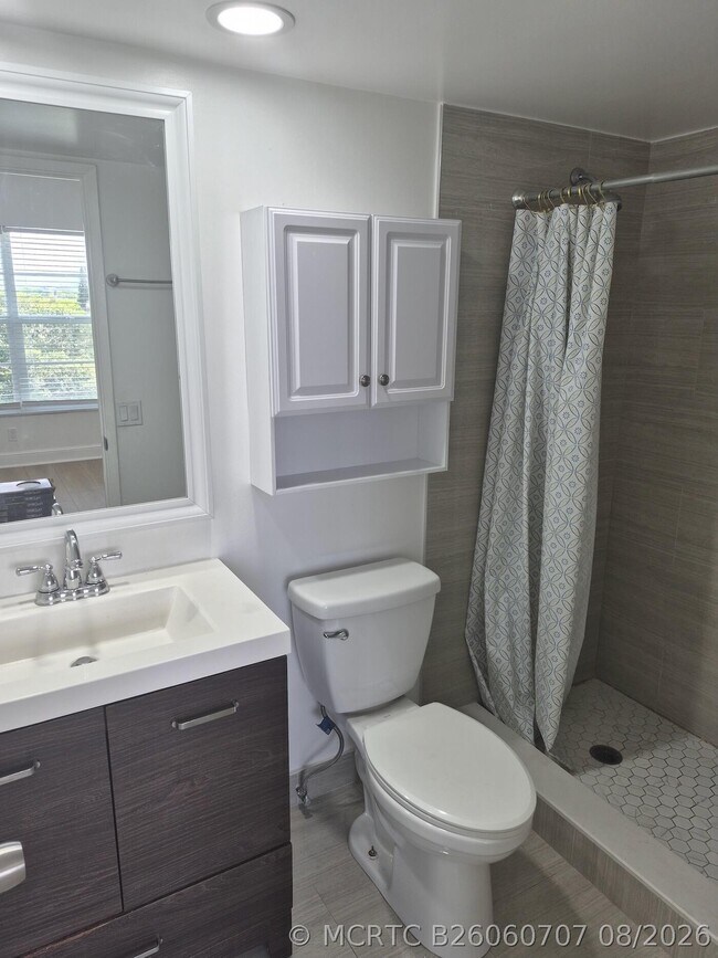 Photo - 3050 N Palm Aire Dr Unit 702