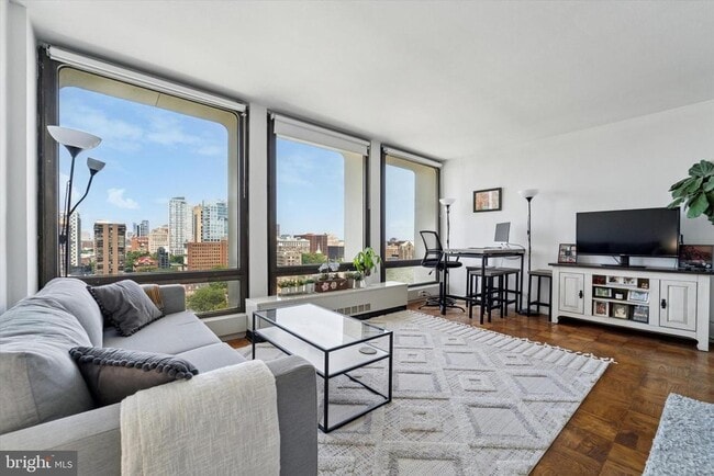 Photo - 210 Locust St Apartment Unit 19E