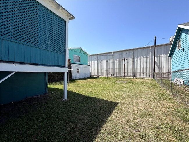 Photo - 3716 Avenue K