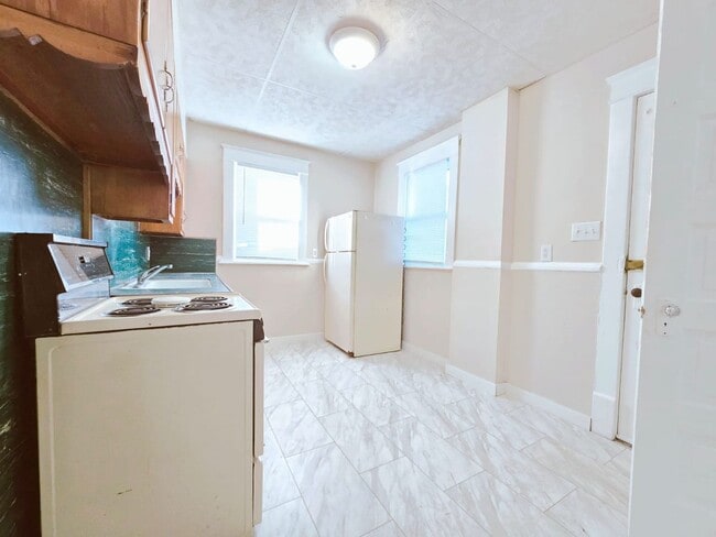 Photo - 108 E 6th St Unidad APT 3