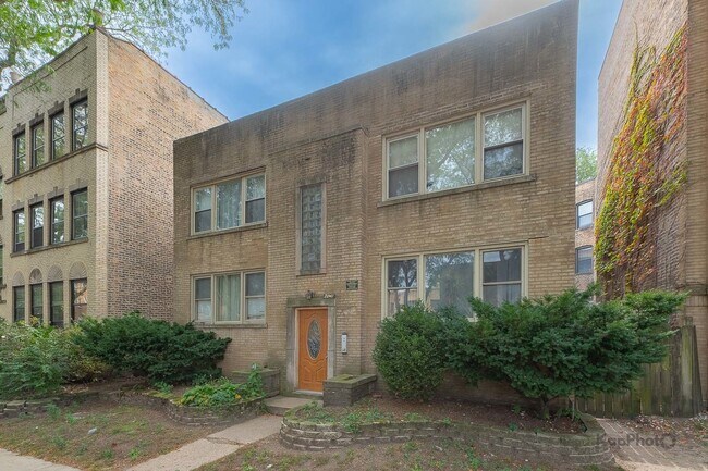 Photo - 2041 W Jarvis Ave Unit 2E