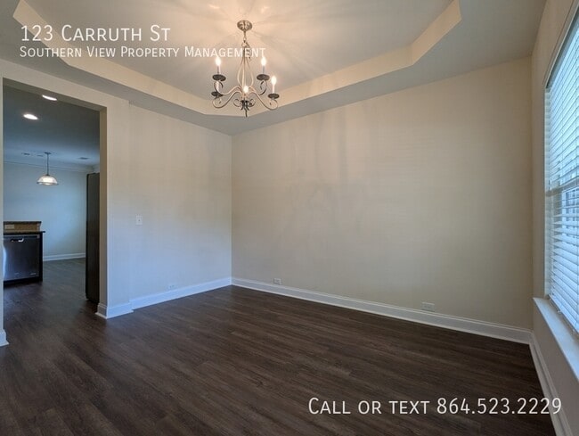 Photo - 123 Carruth St