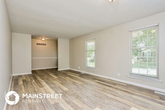 Photo - 12 Oakshire Ct