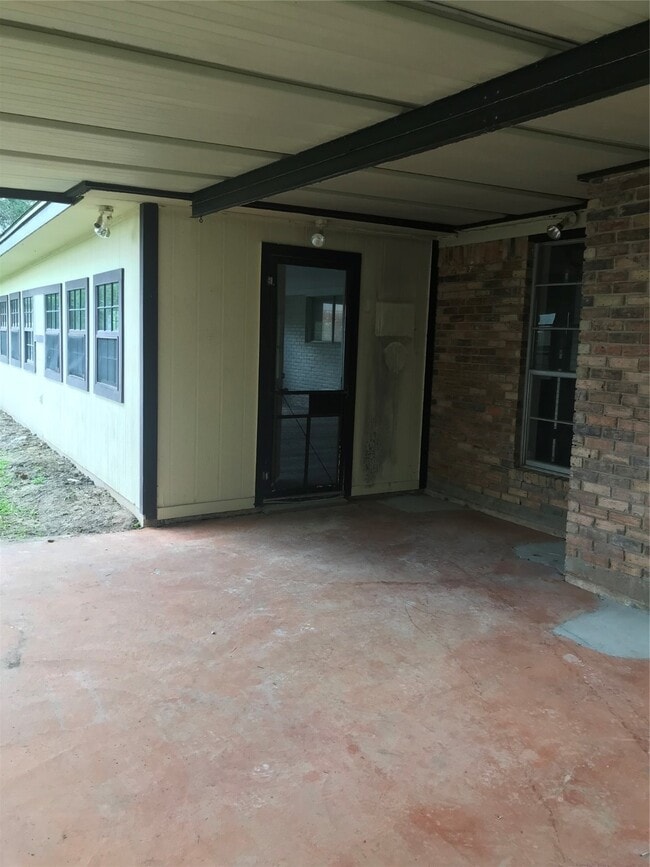 Photo - 121 La Laja Dr