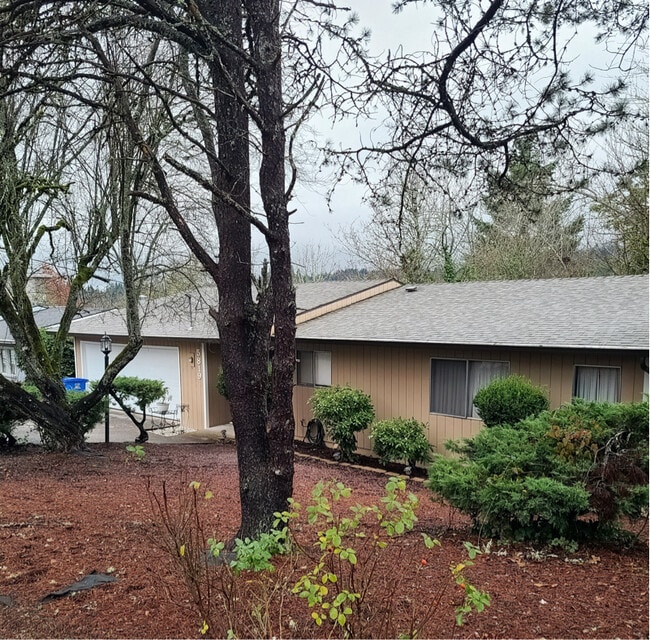 Photo - 5819 SW Boundary St