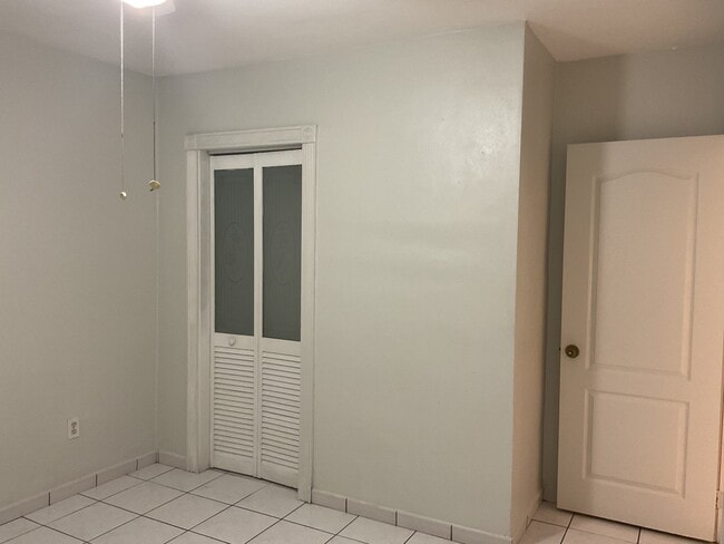 Photo - 10835 SW 41st Terrace