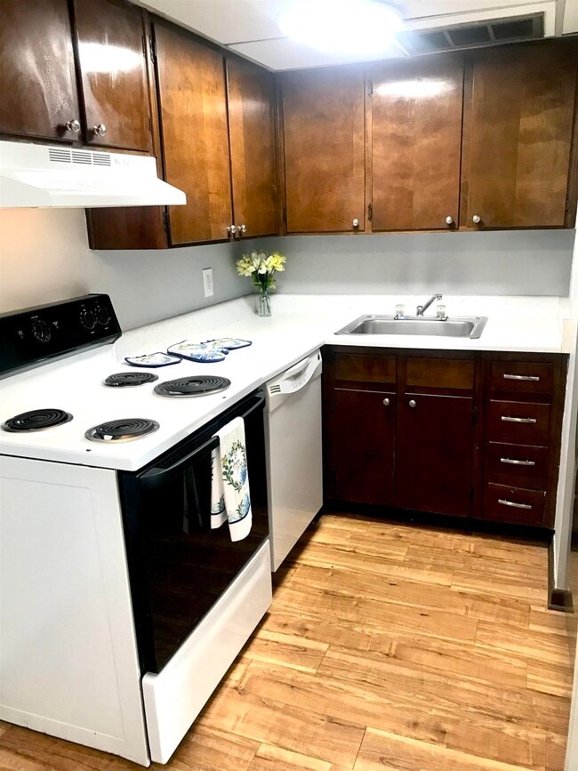 Photo - 324 S Lipona Rd Unidad 8