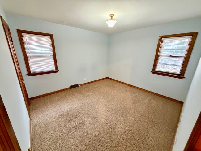 Bedroom 2 - 2216 Lefeber Ave Unit Lower