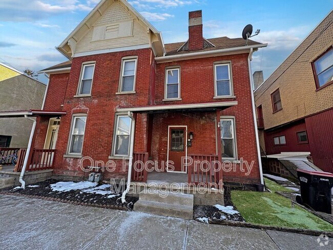 Building Photo - 108 N Broad St Rental