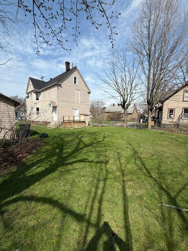 Photo - 3295 W 44th St
