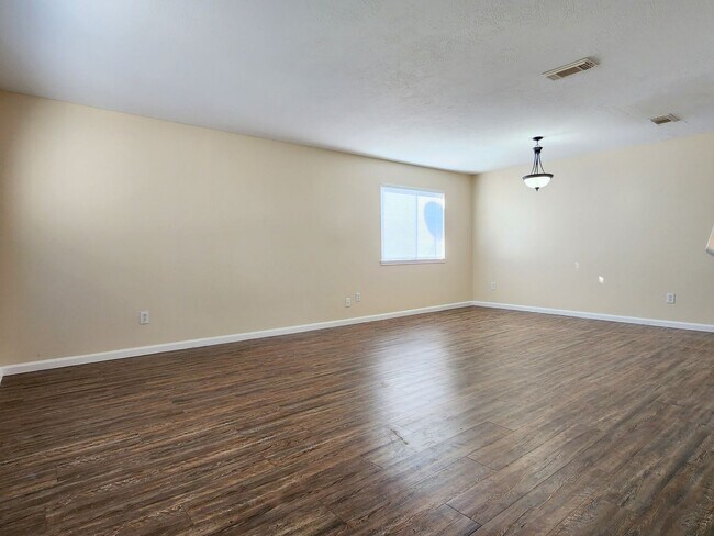 Photo - 18123 Noble Forest Dr