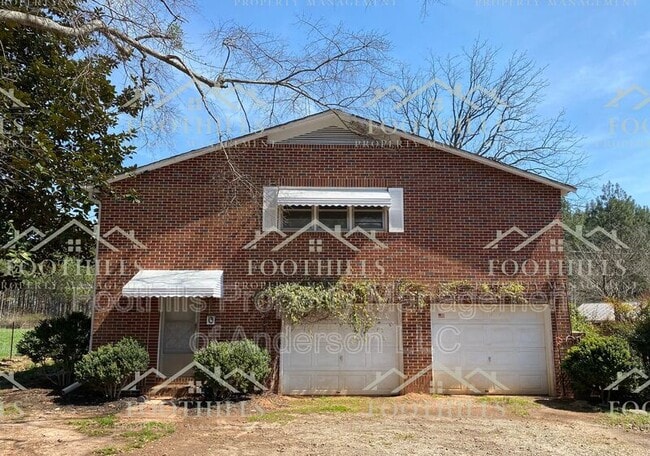 Building Photo - 416 Fire Tower Rd Rental