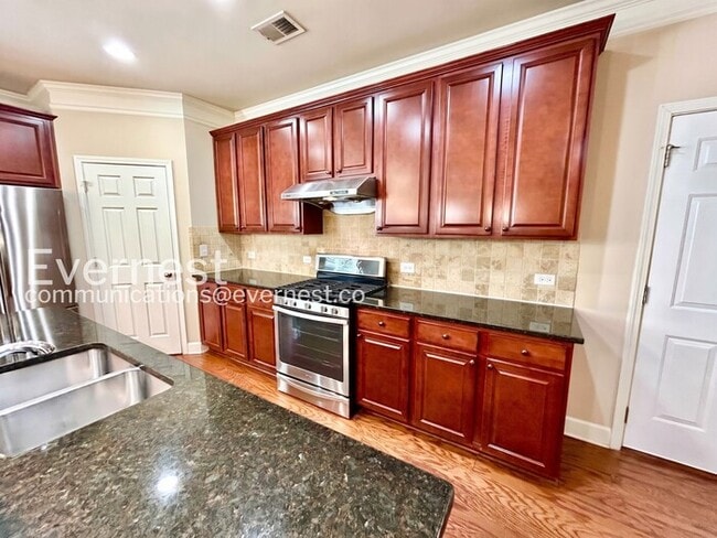 Building Photo - 1656 Danbury Parc Pl