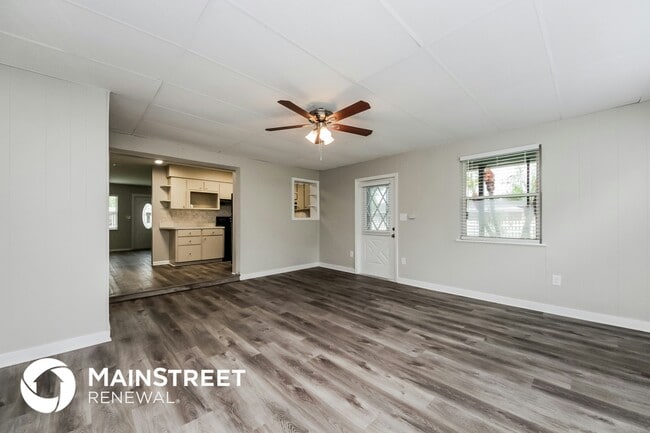 Photo - 2627 N Beaumont Ave