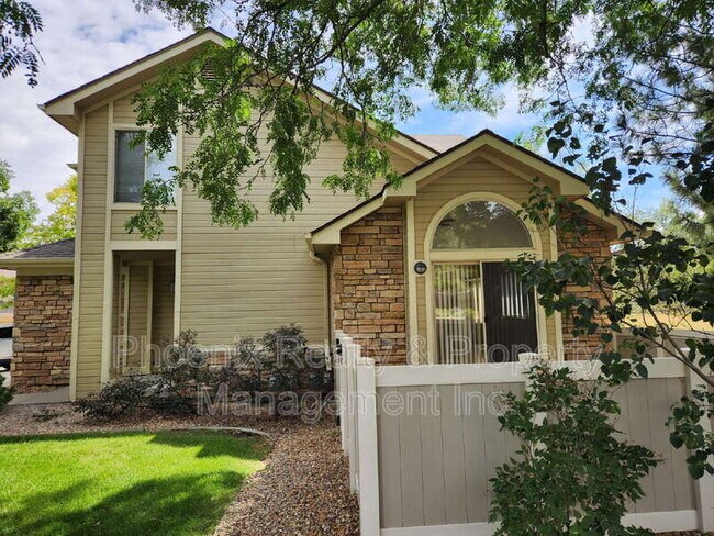 Photo - 2002 Centennial Dr