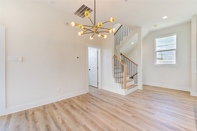 Building Photo - 1928 Gregg St