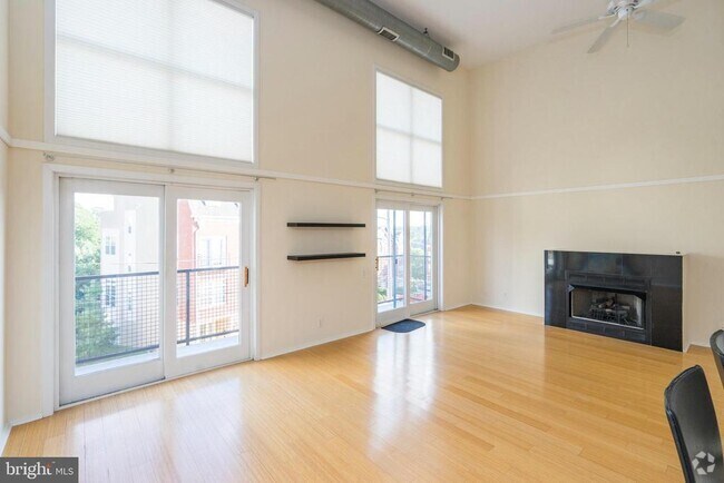 Building Photo - 182 Gay St Unit 1105 Rental