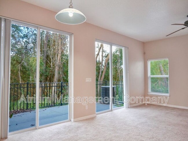 Photo - 590 Pinebranch Cir